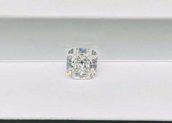 1.16Ct চমৎকার ওভাল কাট ল্যাব তৈরি করা হয়েছে সাদা হীরা কুশন আকৃতির