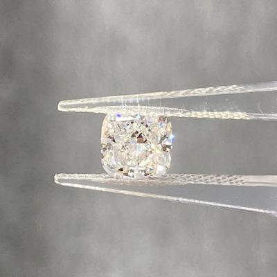 1.05CT স্কয়ার কুশন কাট ল্যাব তৈরি হোয়াইট ডায়মন্ডস এফ ভিভিএস 2 সিভিডি ল্যাব বড় ডায়মন্ডস